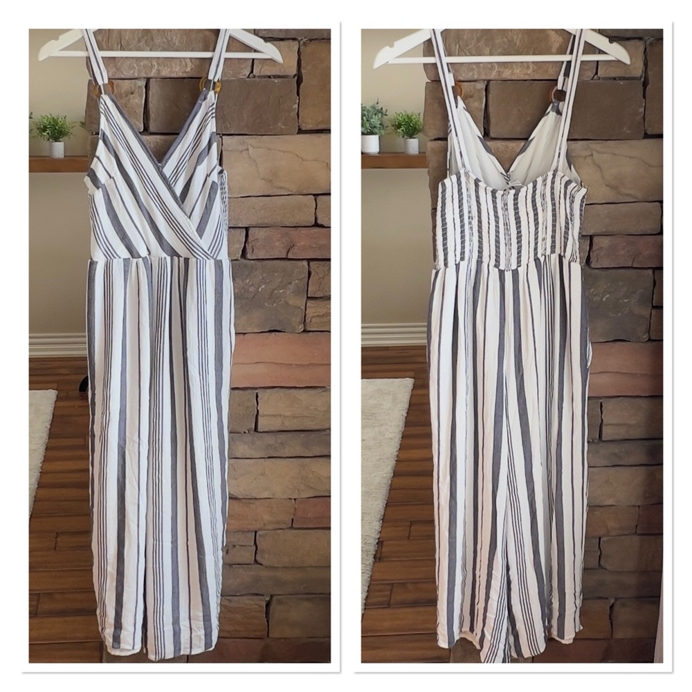 AMERICAN EAGLE Striped Sleeveless Wide Leg Jumpsuit